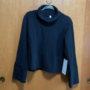 Lululemon retreat yourself pullover